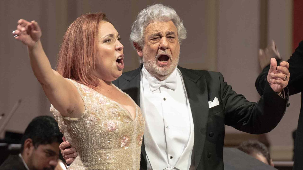 Plácido Domingo junto a la soprano María José Siri | Foto:cedoc