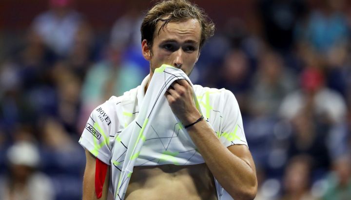 Daniil Medvedev, el mejor tenista ruso, se quedará sin poder jugar Wimbledon.