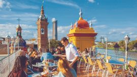 Sevilla, la de las mil caras, siempre tiene algo nuevo para mostrar.