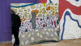 La obra en mosaico de Marino Santa María convirtió a un pasaje en objeto turístico.