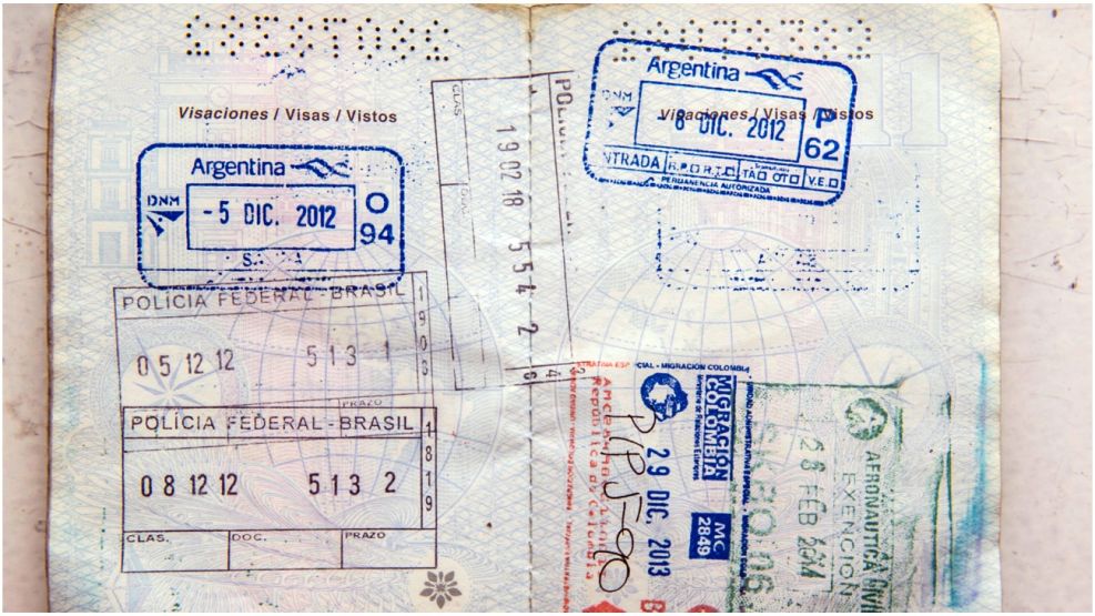 sello pasaporte 22042022
