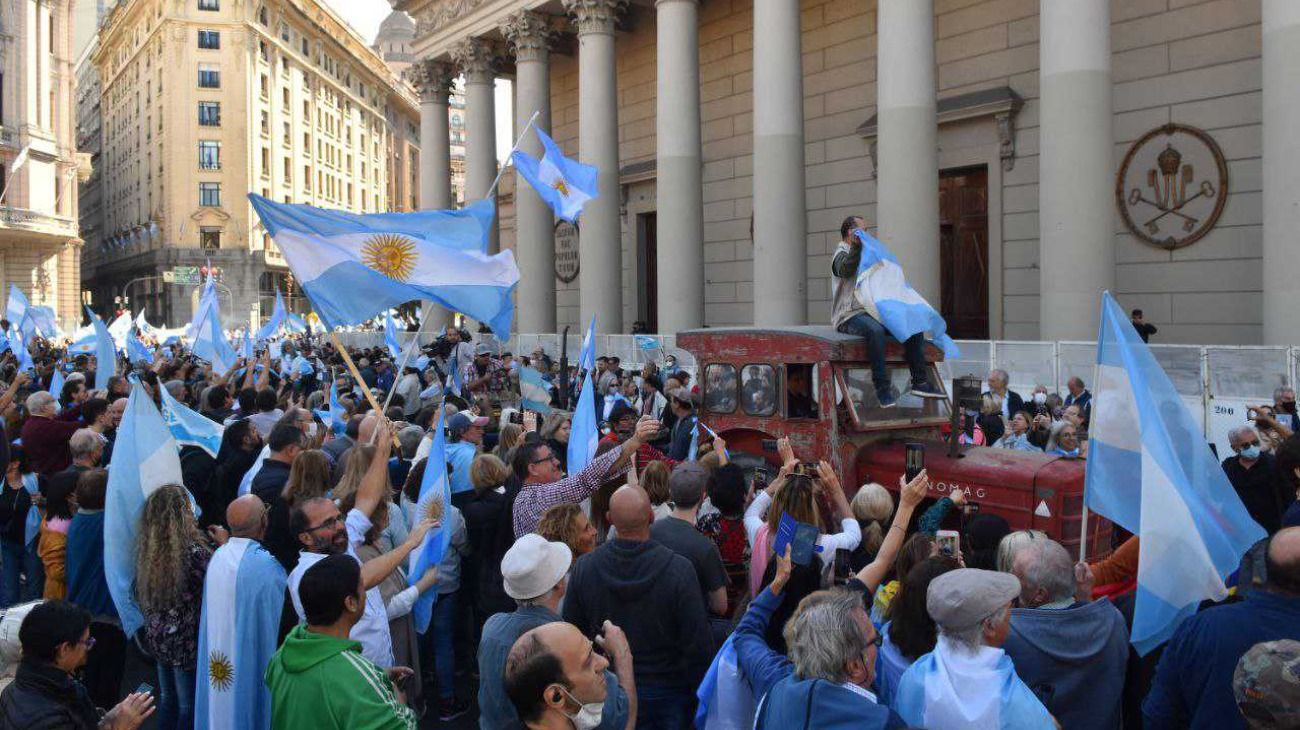 Tractorazo del campo en protesta de las medidas del Gobierno.