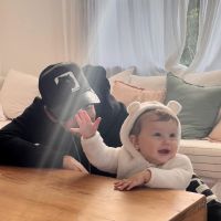 El tierno video de Ana García Moritán vestida de osita para dormir