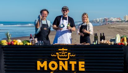 Chef famosos, patio gastronómico, música en vivo y una multitud: feria culinaria y un paseo original por Monte Hermoso