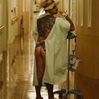 Fede Bal publicó fotos desnudo desde la clínica en Brasil