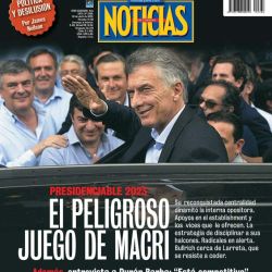 Tapa Nº 2366: El peligroso juego de Macri | Foto:cedoc