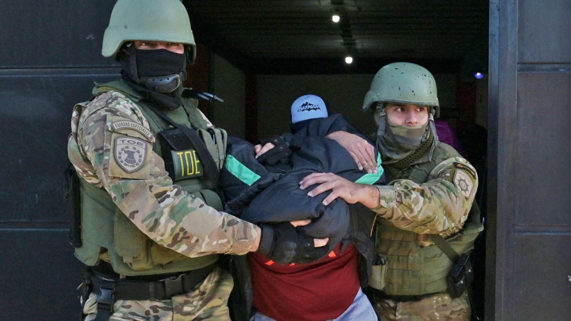 Máximo Ariel ‘El Viejo’ Cantero is taken into custody.