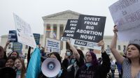 Manifestantes por ley del aborto en Estados Unidos 20220503