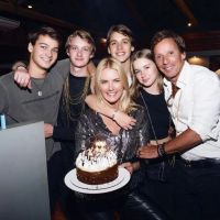 Valeria Mazza festeja sus 50 años con una “Golden Party” en Paraná