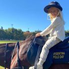 Las dulces fotos de Matilda Salazar practicando polo