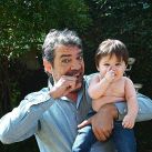 Alberto Cormillot junto al pequeño Emilio: "Su sonrisa ilumina nuestra familia"
