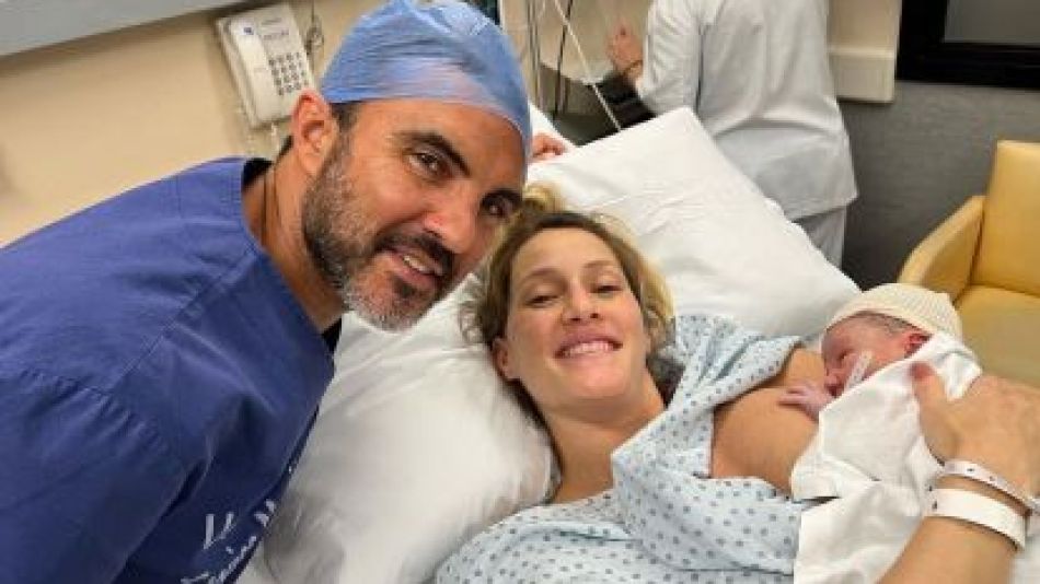 Mica Viciconte y Fabián Cubero en familia