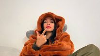 El video de María Becerra en medio del romance de la China Suárez con Rusherking