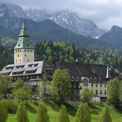  El hotel Castle Elmau en Kruen, cerca de Garmisch-Partenkirchen, en el sur de Alemania. - Alemania acogerá la cumbre del G7 en el Castle Elmau Hotel del 26 al 28 de junio de 2022. Christof STACHE / AFP | Foto:AFP