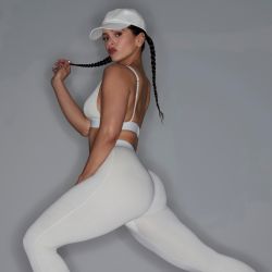 Rosalía se impone como ícono de moda de la mano de Kim Kardashian