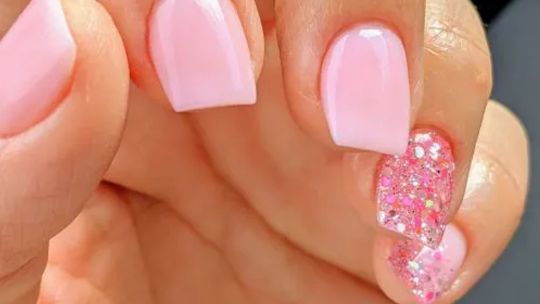 Dip Powder: conocé la última tendencia en manicura 