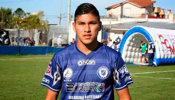 Emanuel Ortega, el joven futbolista de San Martín de Burzaco que falleció luego de chocar su cabeza con un paredón en medio de un partido de Primera C.