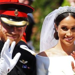 Meghan Markle y el príncipe Harry cumplen cuatro años casados: recordamos los looks de su boda