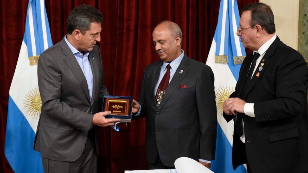 Sergio Massa recibió en Diputados a Shekhar Mheta, el presidente del Rotary  Club Internacional | Perfil
