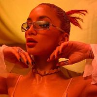 El Hotel de los Famosos: Crecen los rumores de embarazo de Melody Luz