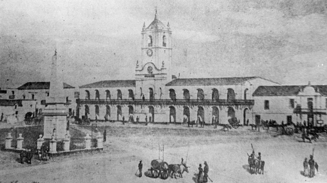 La Gesta De Mayo De 1810 Y El Derecho De La Revoluci n En La