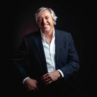 Alejandro Roemmers, íntimo: "Procuro dar felicidad y ayudar"