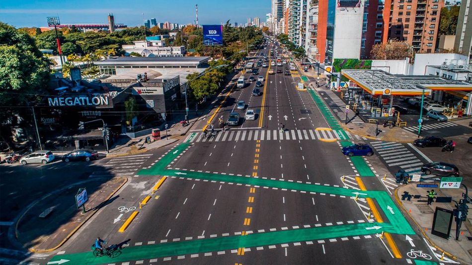 El tramo de la bicisenda que conecta las avenidas Comodoro Martín Rivadavia con Del Libertador. 20220524