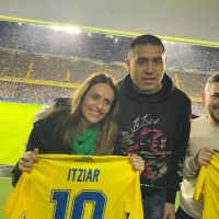 Itziar Ituño y Alberto Ammann visitaron la Bombonera en su paso por la Argentina