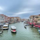 Las románticas fotos de Cande Tinelli y Coti Sorokin en Venecia