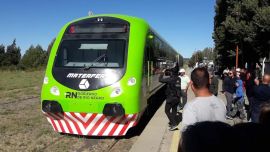 El servicio será operado con un cochemotor Materfer que cuenta con una capacidad máxima de 144 pasajeros,