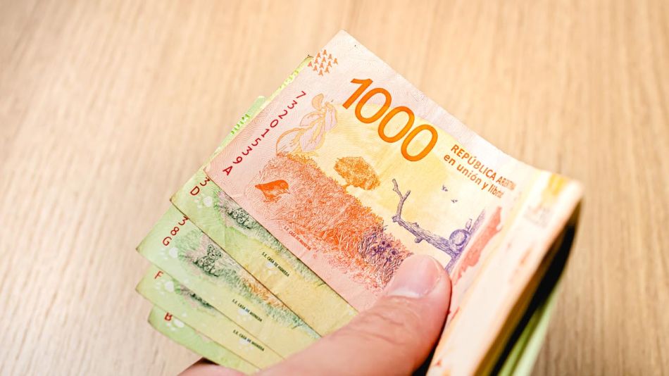 Billetes de mil 20220913