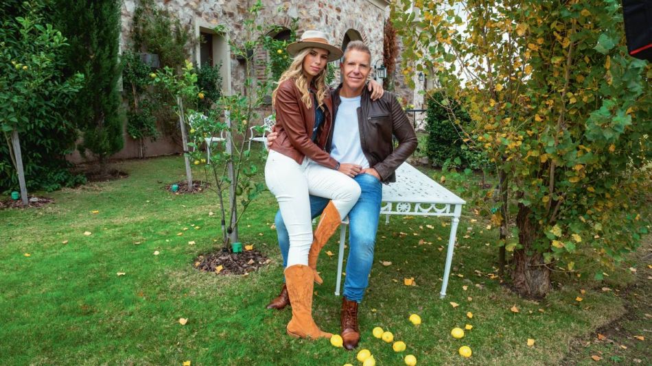 Alejandro Fantino y Coni Mosqueira abrieron las puertas de su exclusiva casa en Tigre 