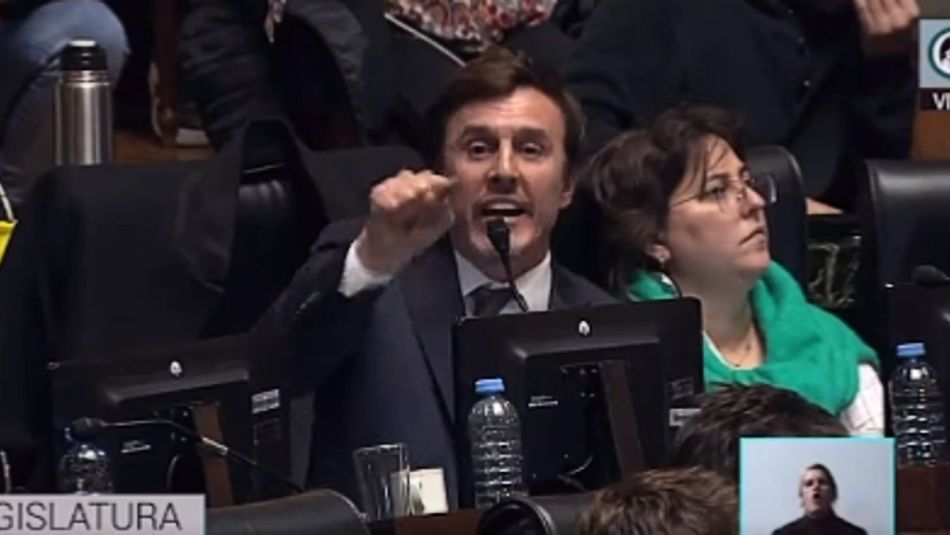 García Moritán protagonizó un tenso cruce en la Legislatira.