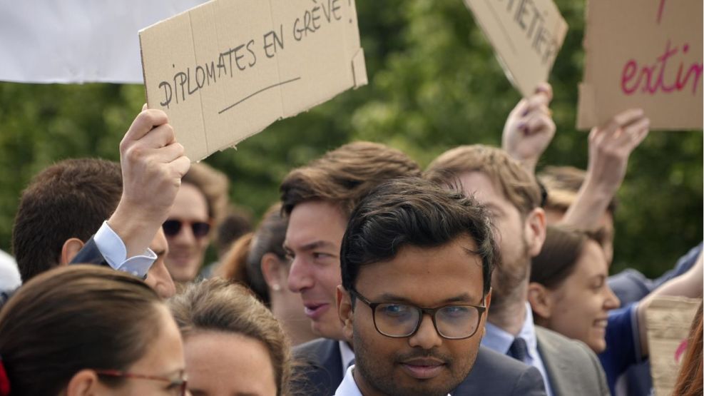 Protesta diplomática en Francia