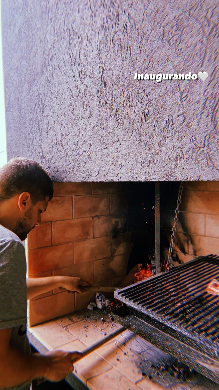Barbie Vélez mostró cómo es la casa en la que vive junto a Lucas Rodríguez