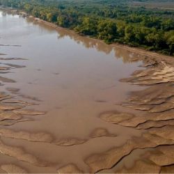 Desde julio del 2021, cuando se registró una bajante histórica de los últimos 78 años, rige en la Cuenca del río Paraná una Emergencia Hídrica. 