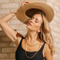 Luisana Lopilato posó con su pancita al viento