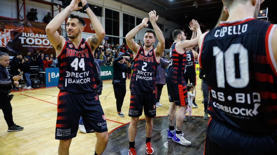 A TODO O NADA. El elenco de Alta Córdoba pasó por diversos momentos en la llave final y define en Santiago del Estero.