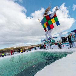 Red Bull Jump & Freeze se realiza durante la temporada de nieve en diferentes puntos del mundo, como Estados Unidos, Dubai, Rusia, Lituania, Nueva Zelanda, Japón y Estonia. 