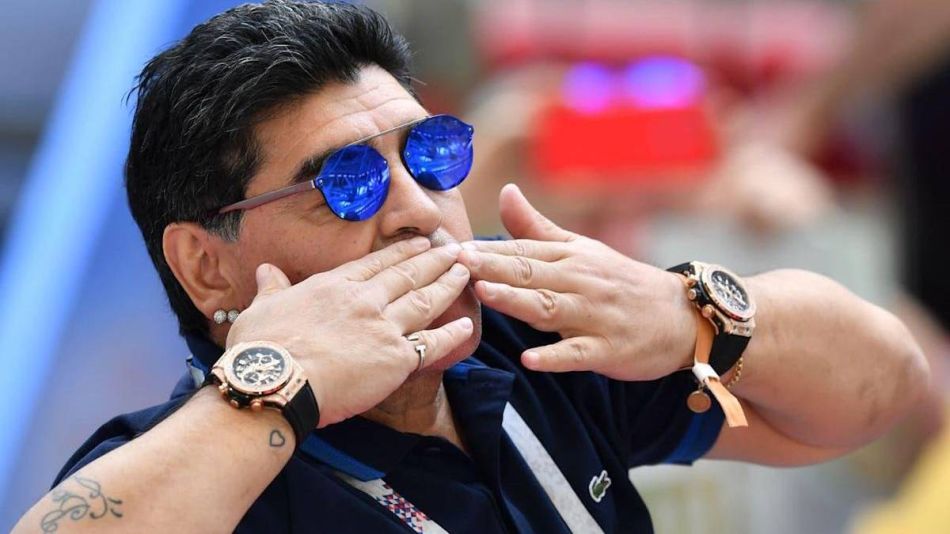 Desaparecieron los lujosos relojes de oro de Diego Armando Maradona