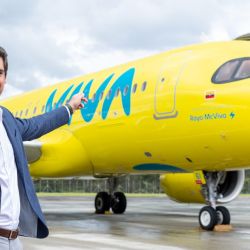 Viva Air llegó a la Argentina presidida por su CEO, el argentino Félix Antelo.