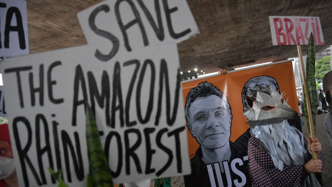 Guaraní indigenous people and environmental activists protest in São Paulo, Brazil, on June 18, 2022. The murder of British journalist Dom Phillips and indigenous expert Bruno Pereira, occured in the Amazon. Brazilian police on Friday officially identified the remains of British journalist Dom Phillips, who was found buried in the Amazon after going missing on a book research trip. 