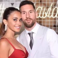 Antonela Roccuzzo y Leo Messi fueron la sensación de en la boda de Jordi Alba