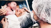 La cantante dio a luz su primer hijo.
