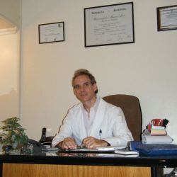 Dr. Claudio De Paulis  | Foto:CEDOC