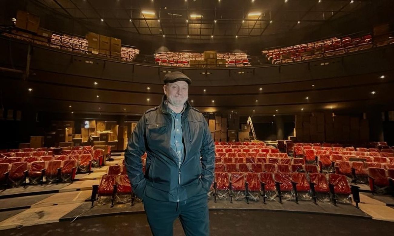 Juan José Campanella inauguró el Politeama: "Espero poder estar dirigiendo una obra propia acá"