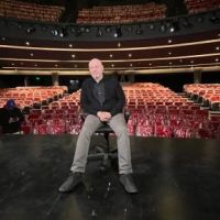 Juan José Campanella inauguró el Politeama: “Espero poder estar dirigiendo una obra propia acá”