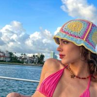 Tini Stoessel mostró su cambio radical de look para sus vacaciones en Miami