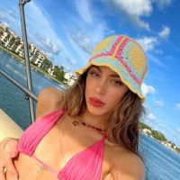 Tini Stoessel y un cambio de look radical para sus vacaciones en Miami