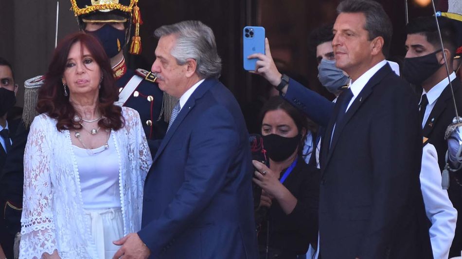 Desencontrados. Cristina Kirchner y Alberto Fernández siguen con posturas irreconciliables. Ahora se sumó Massa que también abre sus propias internas. 